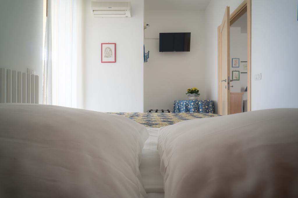 Hotel Residence Il Conero 2 누마나 외부 사진