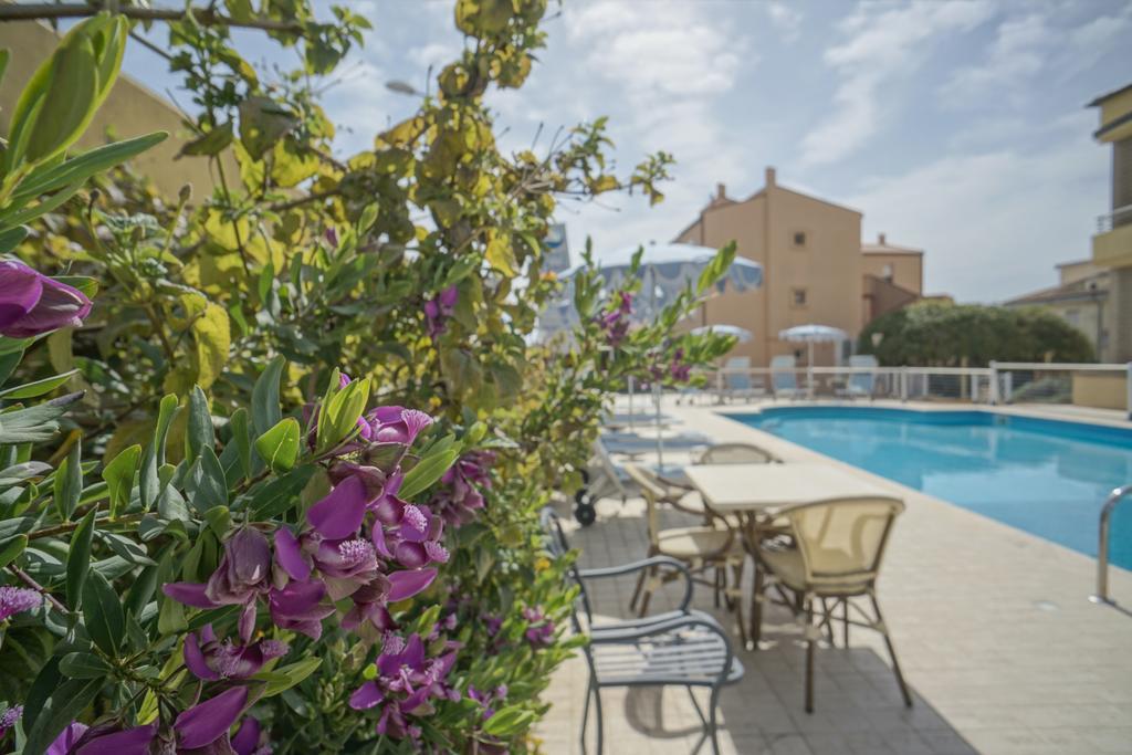 Hotel Residence Il Conero 2 누마나 외부 사진